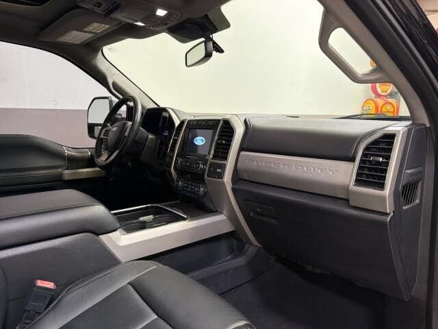 Used 2020 Ford F350 Lariat w/ Lariat Ultimate Package AWD/4WD image 39