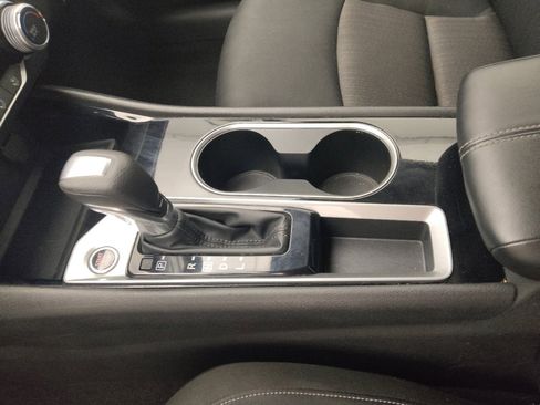 Used 2024 Nissan Altima 2.5 SV image 26