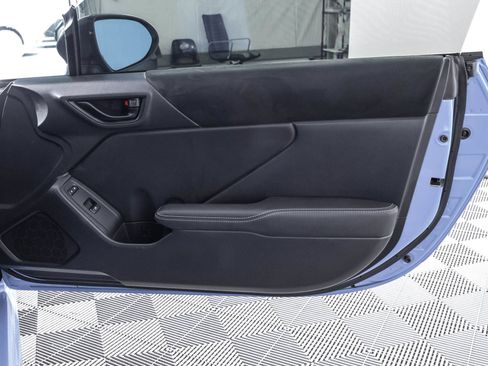 Used 2022 Toyota GR86 Premium w/ ALL Weather Mat Package (TMS) RWD image 36