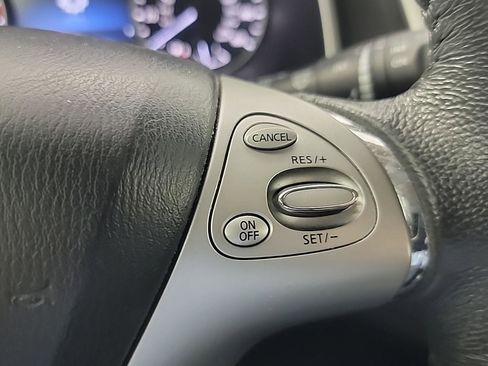 Used 2015 Nissan Murano SL w/ Cargo Package image 26