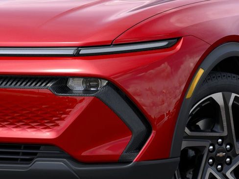 New 2026 Chevrolet Equinox EV LT image 35