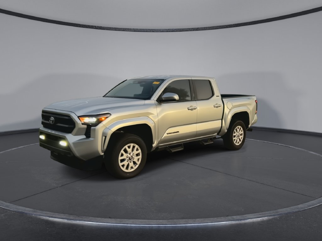Used 2024 Toyota Tacoma SR5 AWD/4WD image 4