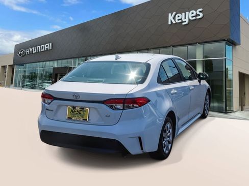 Used 2024 Toyota Corolla LE image 4