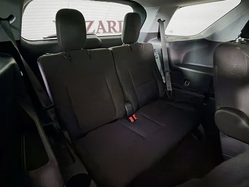Used 2021 Ford Explorer XLT RWD image 32