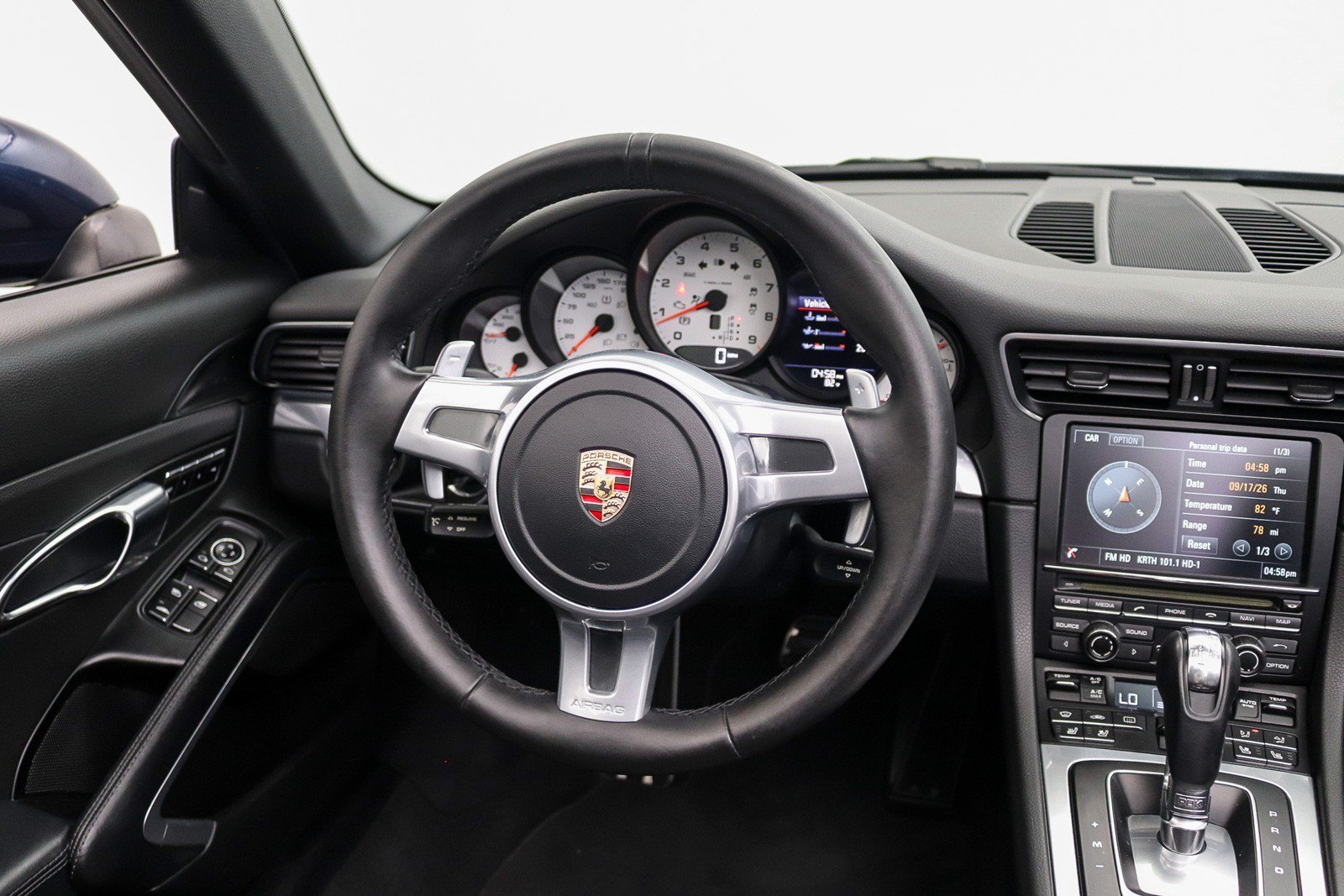 Used 2015 Porsche 911 Carrera image 21