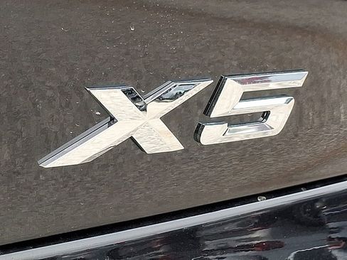New 2026 BMW X5 xDrive50e w/ Premium Package AWD/4WD image 18