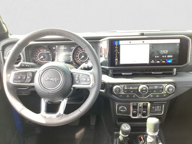 New 2026 Jeep Wrangler Unlimited Sahara AWD/4WD image 11