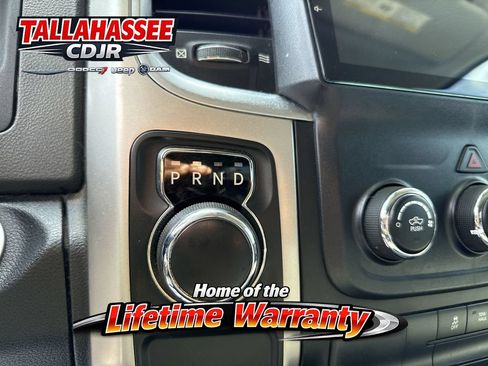 Used 2019 RAM 1500 Classic SLT RWD image 18