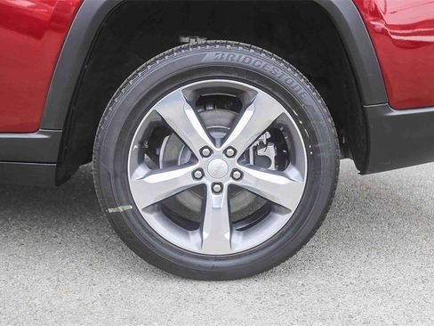 Used 2021 Jeep Grand Cherokee L Limited image 10