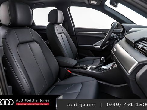 New 2025 Audi Q3 2.0T Premium image 7