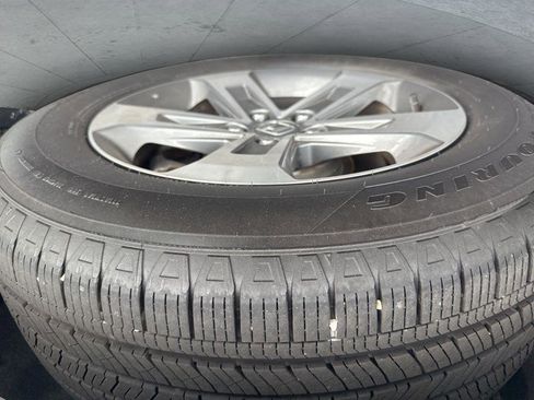 Used 2023 Honda Pilot EX-L image 43