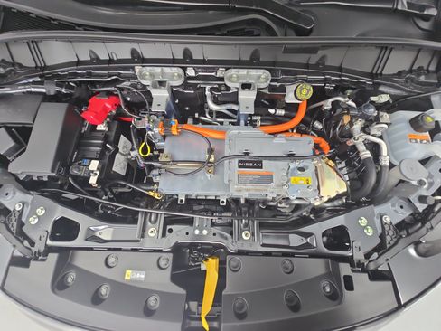 New 2026 Nissan Leaf Platinum+ FWD image 35