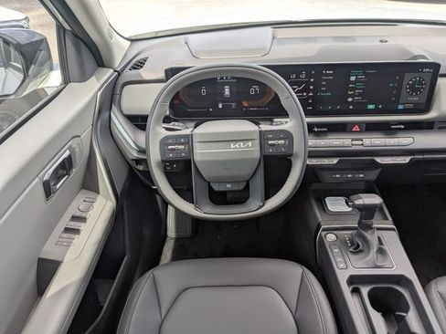 New 2027 Kia Seltos EX FWD image 18