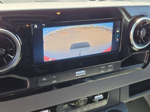 New 2025 Mercedes-Benz Sprinter 2500 image 32