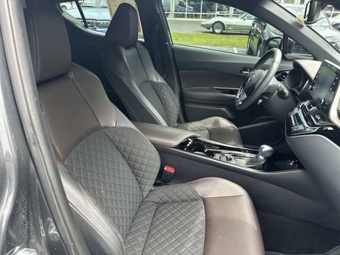 Certified 2019 Toyota C-HR Limited FWD image 27