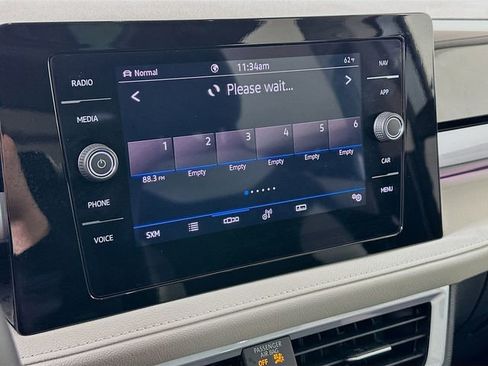 Used 2025 Volkswagen Taos SEL w/ Black Wheel Plus Package image 16