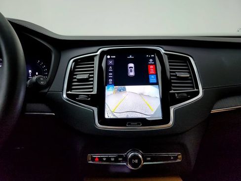 Used 2023 Volvo XC90 B6 Ultimate w/ Protection Package AWD/4WD image 24