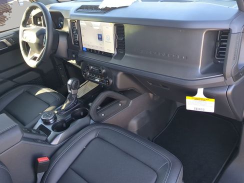 New 2025 Ford Bronco Badlands image 43