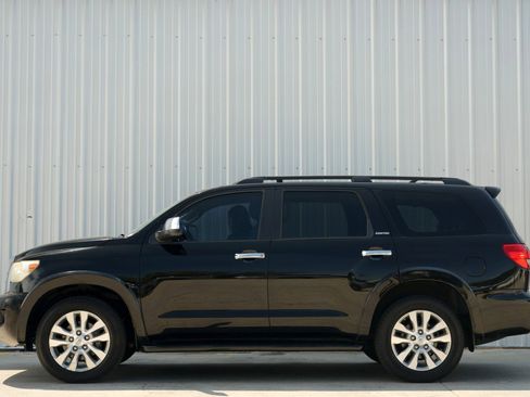 Used 2010 Toyota Sequoia Limited image 45