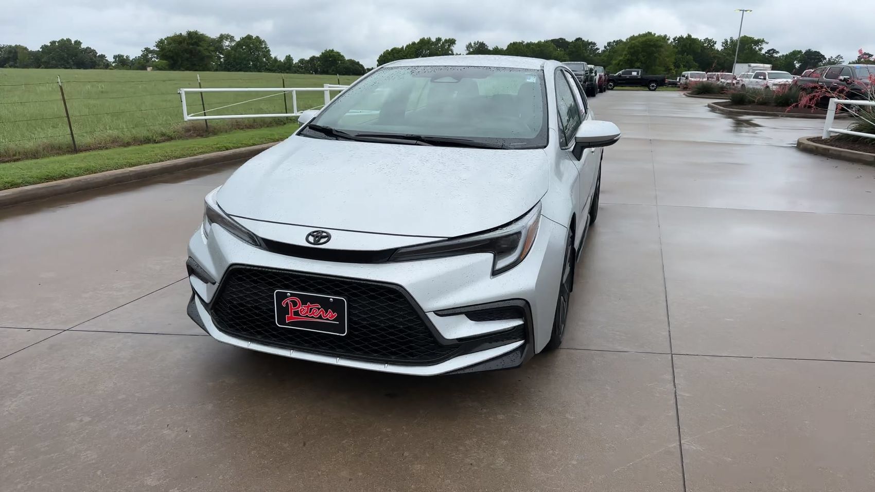 Used 2026 Toyota Corolla SE FWD image 4