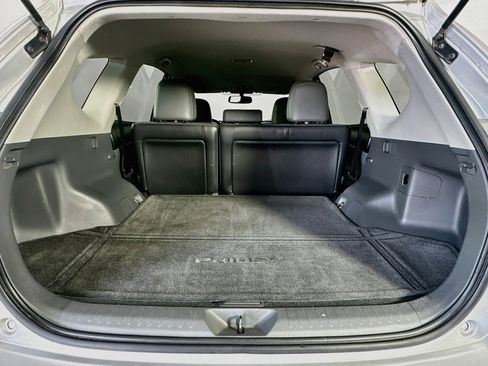 Used 2014 Toyota Prius V Five FWD image 27