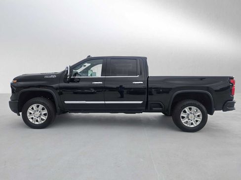 Used 2025 Chevrolet Silverado 3500 High Country w/ High Country Premium Package AWD/4WD image 6