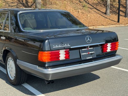 Used 1990 Mercedes-Benz 560 SEL image 21