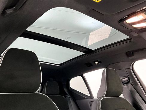 Certified 2023 Volvo XC40 Recharge Plus AWD/4WD image 22