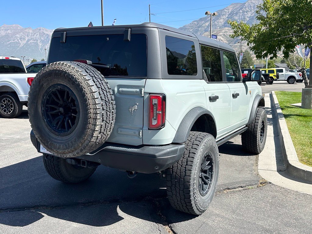 Used 2022 Ford Bronco Badlands AWD/4WD image 9