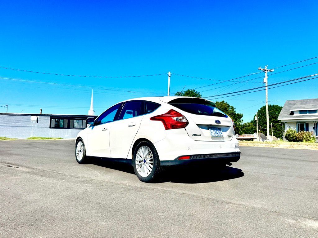 Used 2014 Ford Focus Titanium FWD image 8