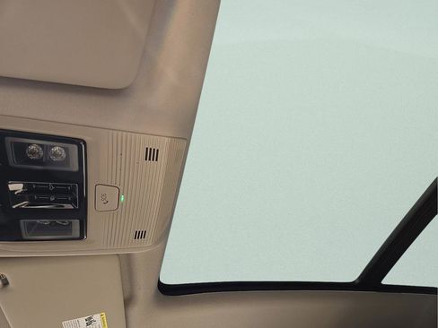 New 2026 Volkswagen Atlas SE image 19