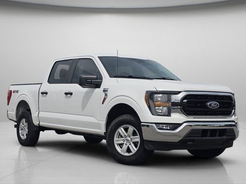 Used 2023 Ford F150 XLT w/ Trailer Tow Package AWD/4WD image 2