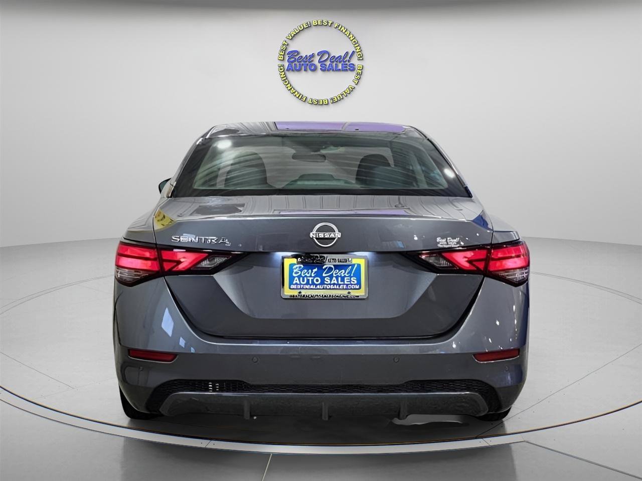 Used 2024 Nissan Sentra S FWD image 3