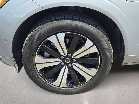 Used 2023 Volvo XC60 T8 Plus AWD/4WD image 11