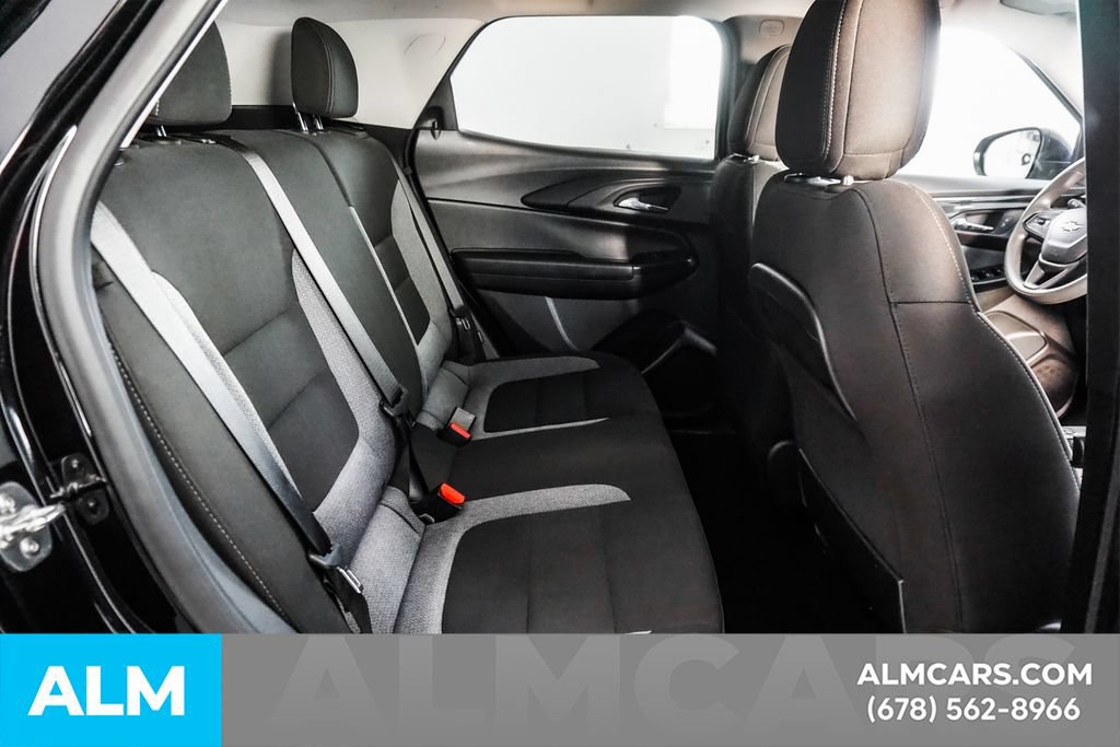 Used 2025 Chevrolet TrailBlazer LT FWD image 20