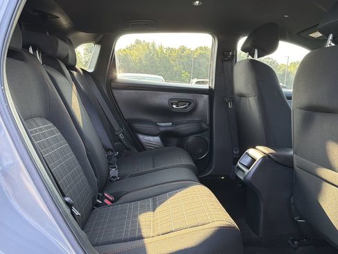 Used 2024 Honda HR-V Sport image 15