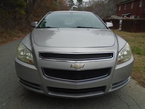Used 2008 Chevrolet Malibu LT w/ Premium Mat Package image 2