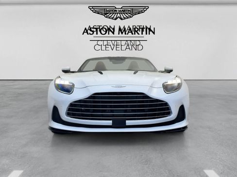 Used 2025 Aston Martin DB12 Convertible RWD image 3
