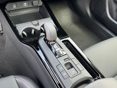 New 2026 Toyota Prius Plug-In Hybrid FWD image 19