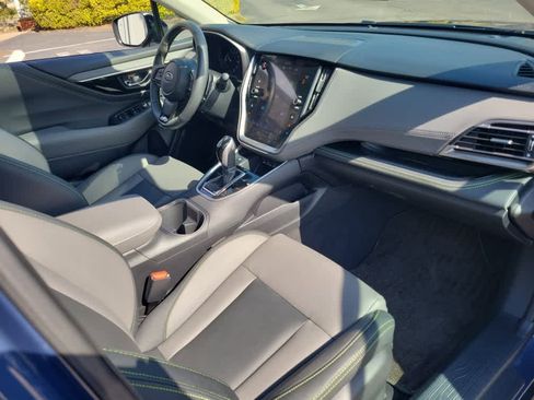 Used 2025 Subaru Outback Onyx Edition image 26