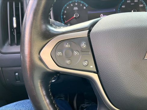 Used 2021 Chevrolet Colorado Z71 w/ Safety Package AWD/4WD image 24