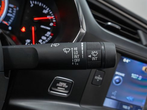 Used 2015 Chevrolet Corvette Z06 w/ 3LZ Preferred Equipment Group image 57