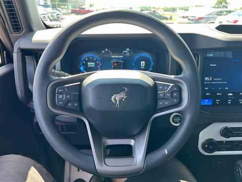 Used 2025 Ford Bronco 2-Door AWD/4WD image 22