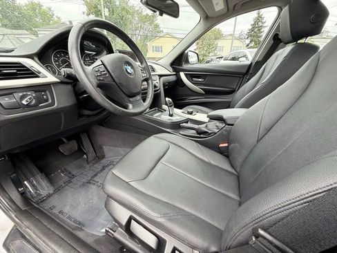 Used 2014 BMW 320i xDrive Sedan image 22