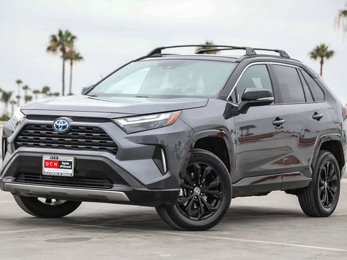 Certified 2023 Toyota RAV4 XSE w/ XSE Grade Weather Package AWD/4WD image 1