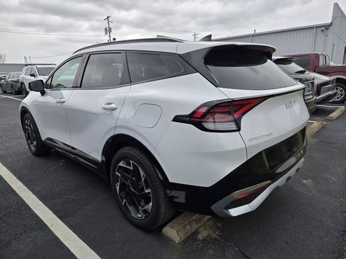 Used 2024 Kia Sportage SX image 4