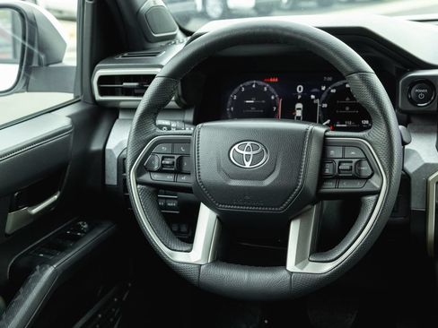 Certified 2025 Toyota Tacoma 4x4 Double Cab Hybrid image 31