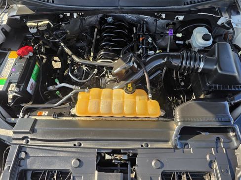 Used 2017 Ford F150 XLT RWD image 12