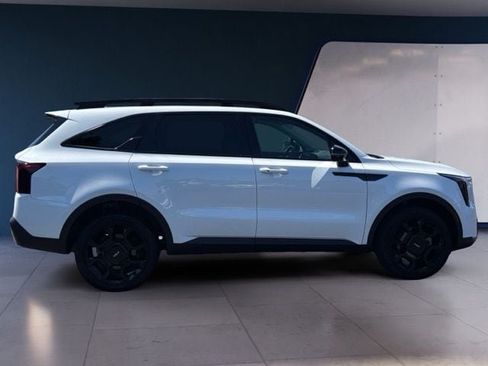 Certified 2024 Kia Sorento X-Line EX AWD/4WD image 6