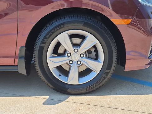 Used 2018 Honda Odyssey EX-L image 36